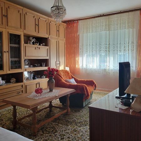 Apartment Madona ชิเบนิก ภายนอก รูปภาพ