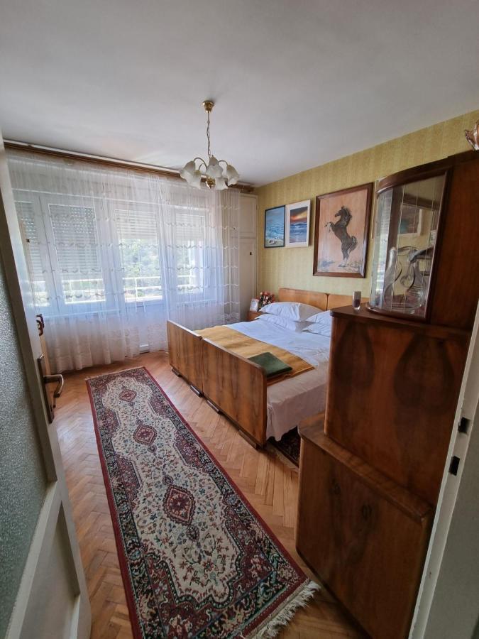 Apartment Madona ชิเบนิก ภายนอก รูปภาพ