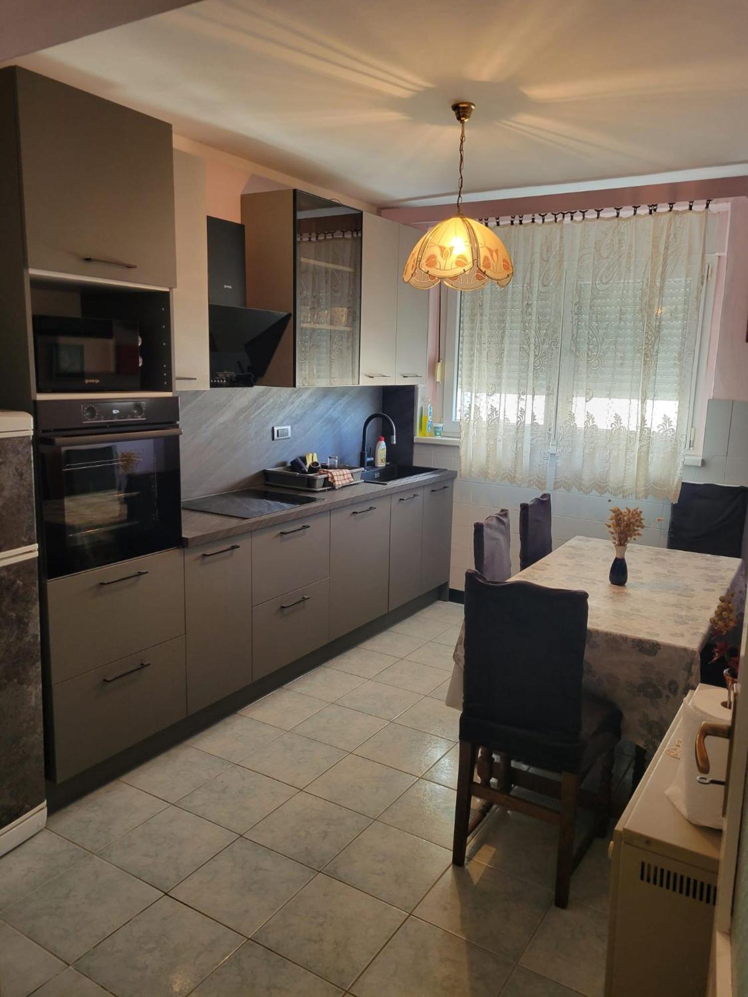 Apartment Madona ชิเบนิก ภายนอก รูปภาพ